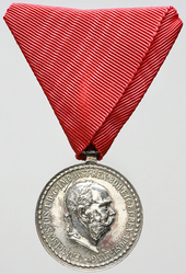 Vojenská záslužná medaile Signum Laudis, civilní stuha, stříbrná