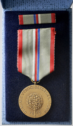 Pamětní medaile k 20. výročí osvobození Československa, bronz, stužka, etue