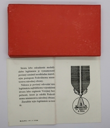 Medaile za zásluhy o ČSLA II. třída, bronz postříbřený, stužka, dekret, etue
