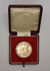 Stříbrná medaile k 80. výročí narození T. G. Masaryka - České slovo - 35 mm., původní etue 