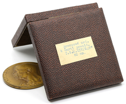 Bronzová medaile k úmrtí T. G. Masaryka 1937 - 60 mm. původní etue