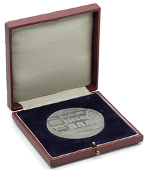 Bílé sklo medaile Železný brod - otevření budovy spořitelny 1936,  - 58 mm. původní etue
