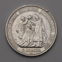 5 koruna - pamětní na výročí 40 let od korunovace 1907 KB