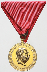 Vojenská záslužná medaile Signum Laudis, civilní stuha, bronz zlacený