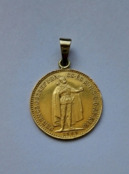 Zlatý medailonek 10 korun 1909 KB