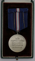 Řád Slovenského národního povstání II. třída, bronz postříbřený, etue