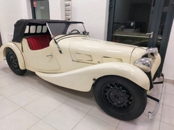 Osobní automobil Aero 30 2026 B.K, 500 Kč.